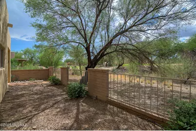 835 W Waterview Drive, Green Valley, AZ 85614 - Photo 1