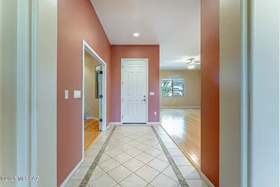 991 W Calle Artistica, Green Valley, AZ 85614 - Photo 5