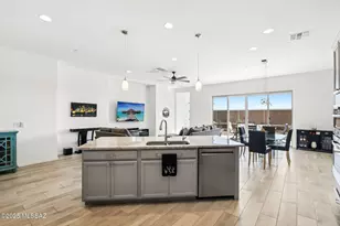 12766 E Prairie Aster Ln, Tucson, AZ 85747 - Photo 15