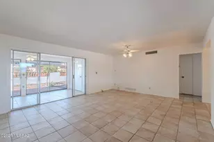 55 N Los Pinos, Green Valley, AZ 85614 - Photo 9