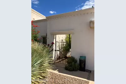 8000 N Casas Place, Tucson, AZ 85742 - Photo 3