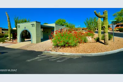 1360 W Camino Alicante, Green Valley, AZ 85622 - Photo 41