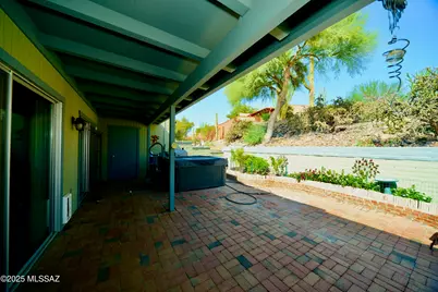 1360 W Camino Alicante, Green Valley, AZ 85622 - Photo 13