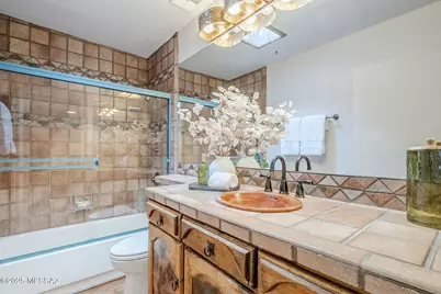 2279 E Camino Rio, Tucson, AZ 85718 - Photo 13