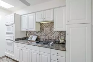 2279 E Camino Rio, Tucson, AZ 85718 - Photo 7