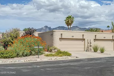 2279 E Camino Rio, Tucson, AZ 85718 - Photo 1