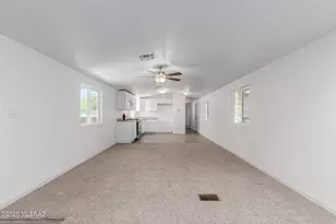 4761 N Brookline Ct, Tucson, AZ 85705 - Photo 9