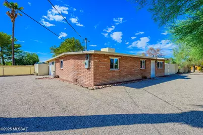 2971 N Richey Boulevard, Tucson, AZ 85716 - Photo 1