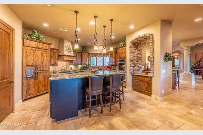 13714 N Nesting Quail Place, Marana, AZ 85658 - Photo 9