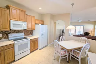 111 W Calle Moncayo, Sahuarita, AZ 85629 - Photo 7