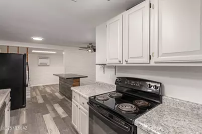 7241 E Pomegranate Street, Tucson, AZ 85730 - Photo 11