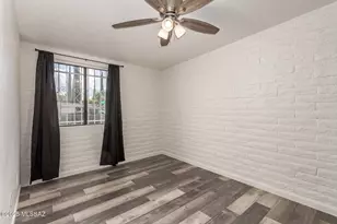 7241 E Pomegranate St, Tucson, AZ 85730 - Photo 17