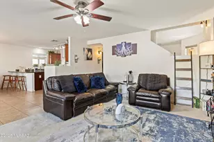 8002 Nautilus Dr, Tucson, AZ 85756 - Photo 9