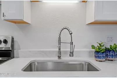 1759 W Dalehaven Circle, Tucson, AZ 85704 - Photo 9