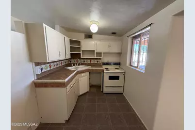4832 E 24th Street, Tucson, AZ 85711 - Photo 11