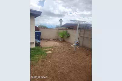 1702 S Avenida Regulo, Tucson, AZ 85710 - Photo 27