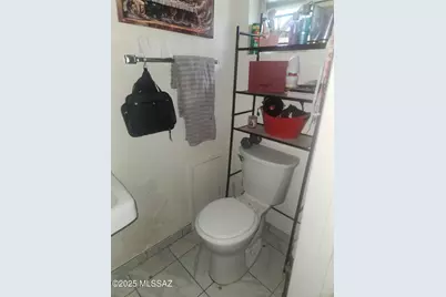 1702 S Avenida Regulo, Tucson, AZ 85710 - Photo 17