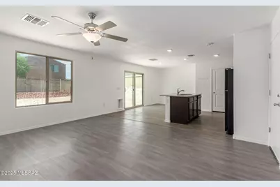 5984 S Antrim Loop, Tucson, AZ 85706 - Photo 5