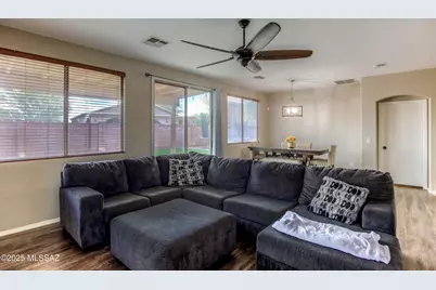6339 S Iberia Avenue, Tucson, AZ 85757 - Photo 11
