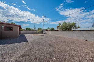 1002 S Lehigh Dr, Tucson, AZ 85710 - Photo 45