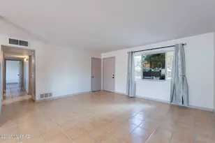 1002 S Lehigh Dr, Tucson, AZ 85710 - Photo 7