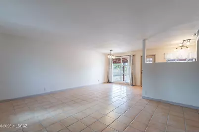 1002 S Lehigh Drive, Tucson, AZ 85710 - Photo 5