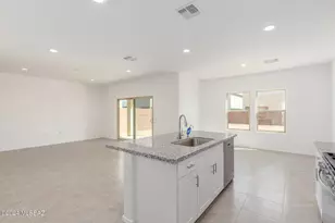 5978 E Jayden Ln, Tucson, AZ 85756 - Photo 9