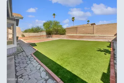 10071 E Nicaragua Lane, Tucson, AZ 85730 - Photo 19