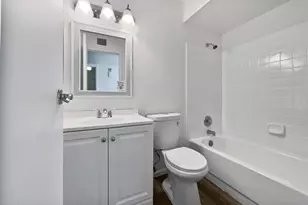 10071 E Nicaragua Ln, Tucson, AZ 85730 - Photo 13