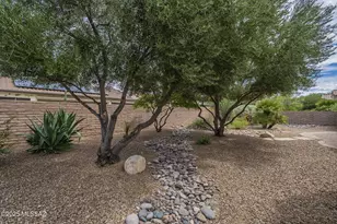 732 N Moana Dr, Green Valley, AZ 85614 - Photo 37