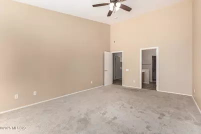 8942 N Upper Bluffs Drive, Tucson, AZ 85742 - Photo 17