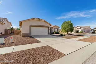 8942 N Upper Bluffs Dr, Tucson, AZ 85742 - Photo 3