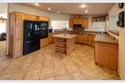 13401 E Walts Way, Vail, AZ 85641 - Photo 11