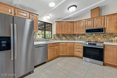 2360 S Lazy A Place, Tucson, AZ 85713 - Photo 19