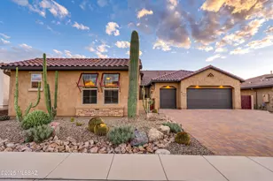 2304 E Madera Plateau Dr, Green Valley, AZ 85614 - Photo 5
