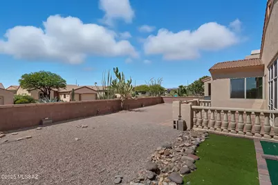 2305 W Calle Balaustre, Green Valley, AZ 85622 - Photo 47