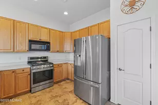 2305 W Calle Balaustre, Green Valley, AZ 85622 - Photo 15