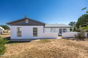 106 N Neff Pl, Pearce, AZ 85625 - Photo 1