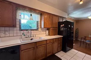 1085 S Hwy 80, Benson, AZ 85602 - Photo 9