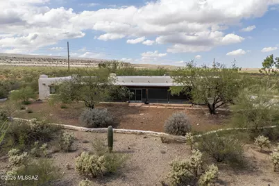 1680 S Camino Del Sol, Green Valley, AZ 85622 - Photo 7