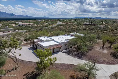 1680 S Camino Del Sol, Green Valley, AZ 85622 - Photo 9