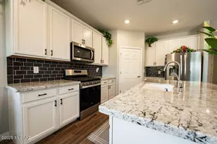 9967 N Fulbrook Way, Marana, AZ 85653 - Photo 11