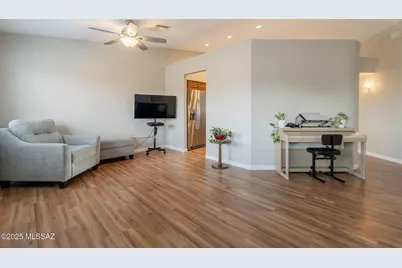 1493 W Hidden Crest Court, Green Valley, AZ 85622 - Photo 3