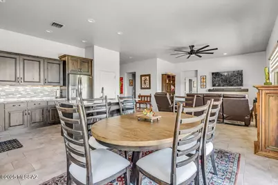 2060 S Double K Place, Tucson, AZ 85713 - Photo 9