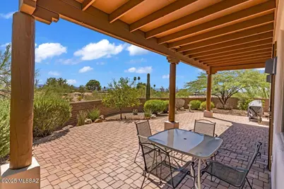 5661 W Triangle X Place, Tucson, AZ 85713 - Photo 9