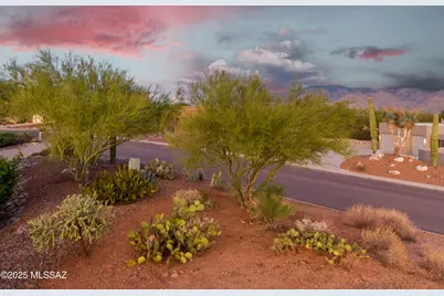 12457 Piping Rock Road #48, Oro Valley, AZ 85755 - Photo 3