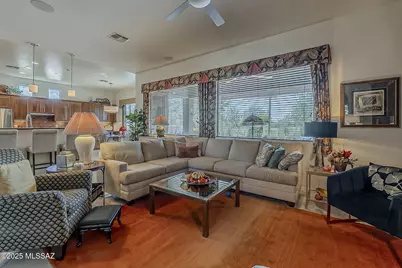 2519 W Music Mountains Drive, Green Valley, AZ 85622 - Photo 9