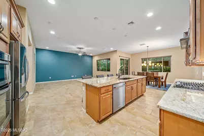 13265 N Chiracahua Peak Drive, Oro Valley, AZ 85755 - Photo 13