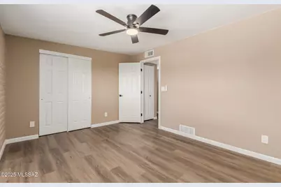 4702 S Apple Tree Avenue, Tucson, AZ 85730 - Photo 17