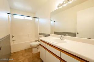 8970 E Glenmont Dr, Tucson, AZ 85730 - Photo 17